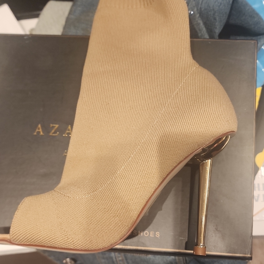 Tan Women's Heeled Boots